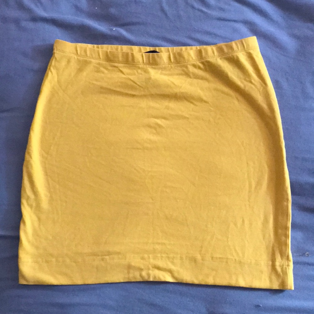 Yellow skirt